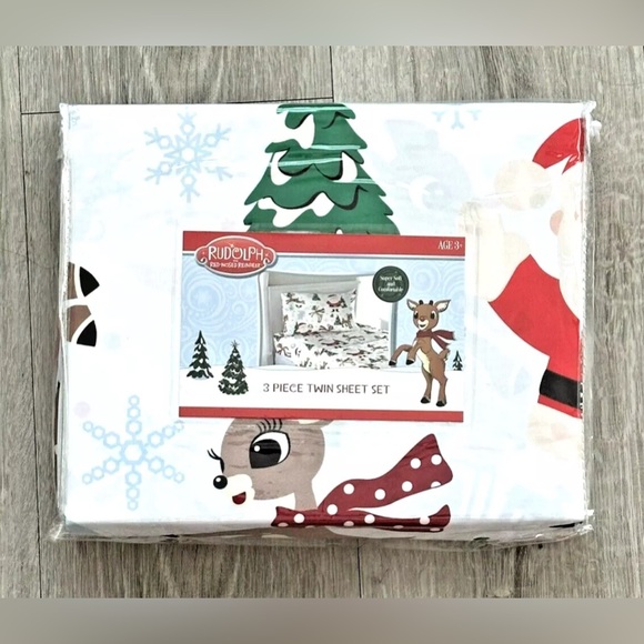 Rudolph the Red-Nosed Reindeer Christmas 3 Piece Twin Size Sheet Set Santa - Picture 1 of 5
